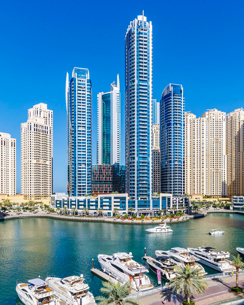 Luxury Dubai apartment with Burj Khalifa view
