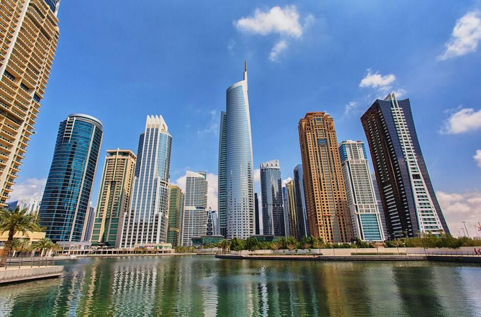 JLT