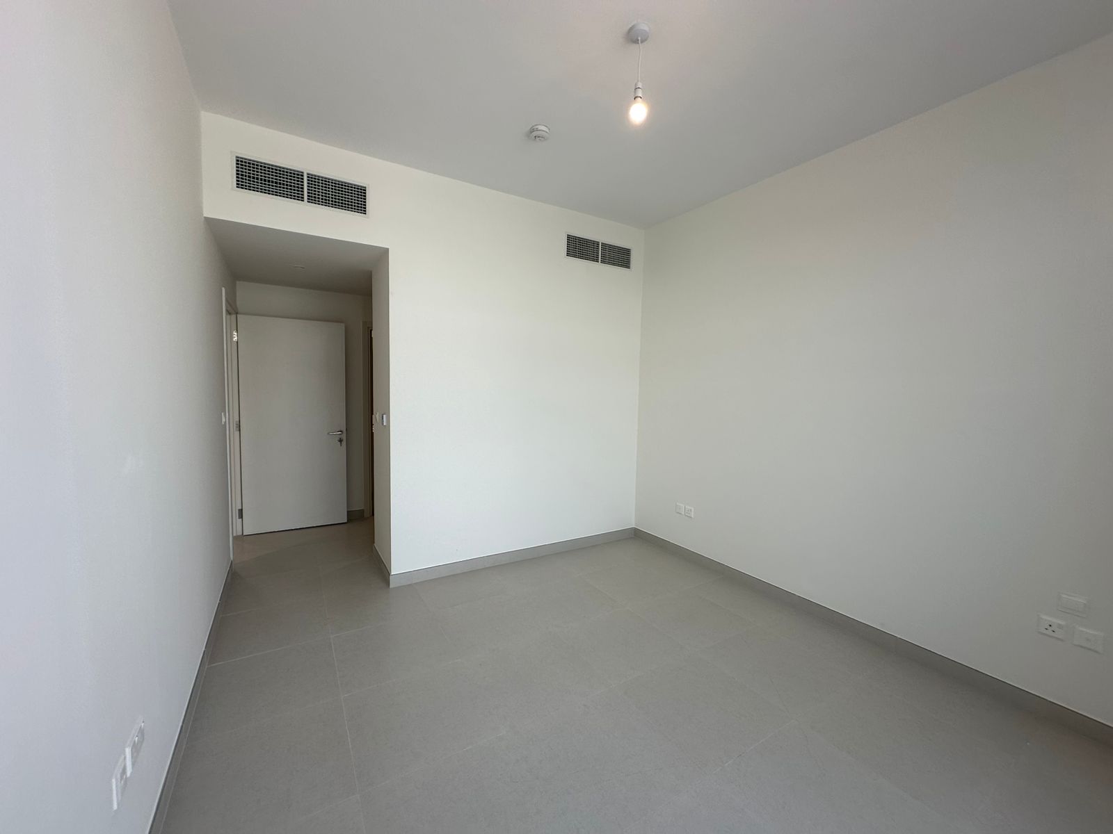 031c95dc-94ed-48db-9d68-bee3c48bbc21-WhatsApp-Image-2025-09-23-at-12.05.52-PM-2