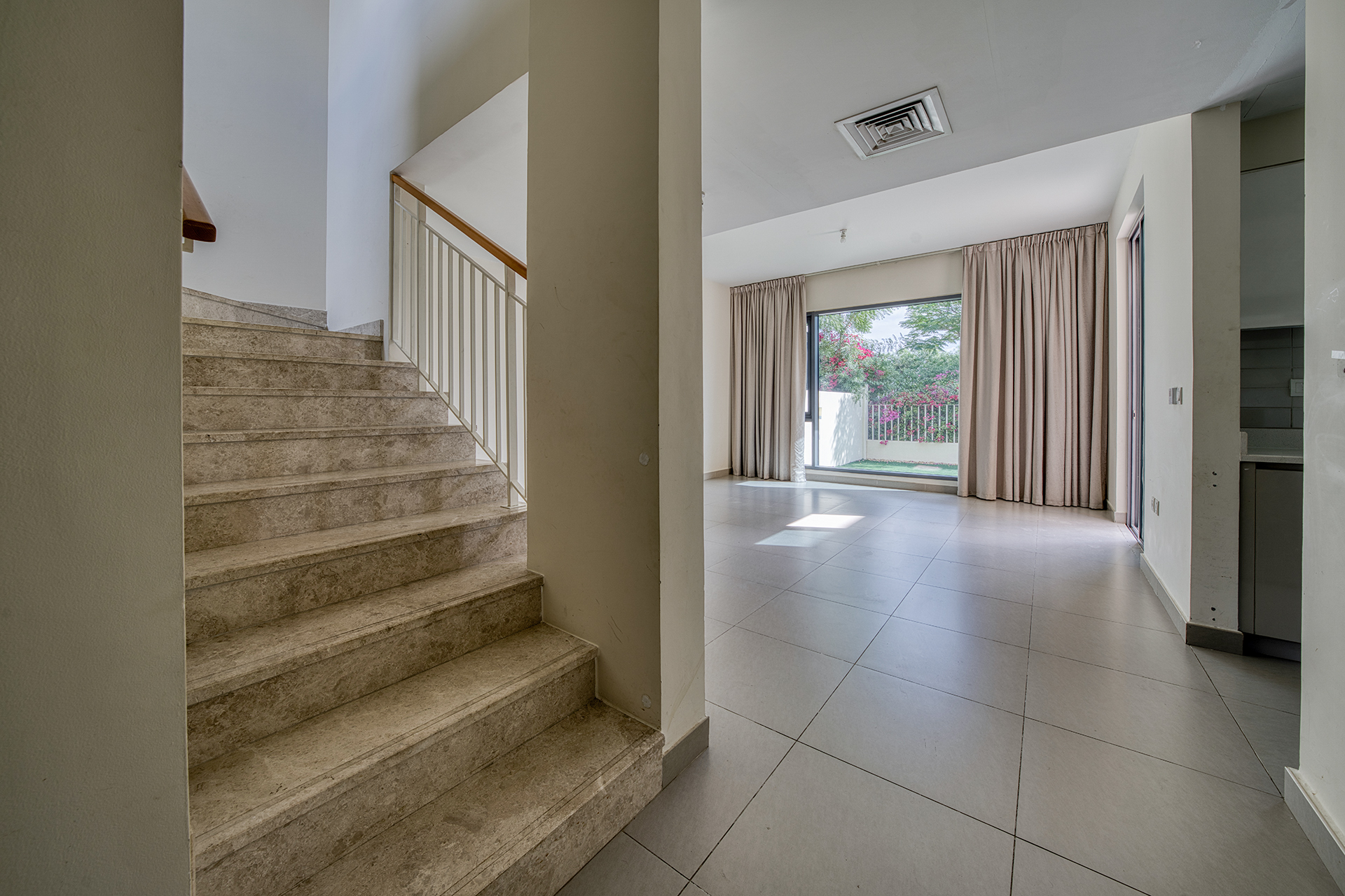 1920485d-566e-4326-a2d4-3e7f082e8840-MAPLE-I-009