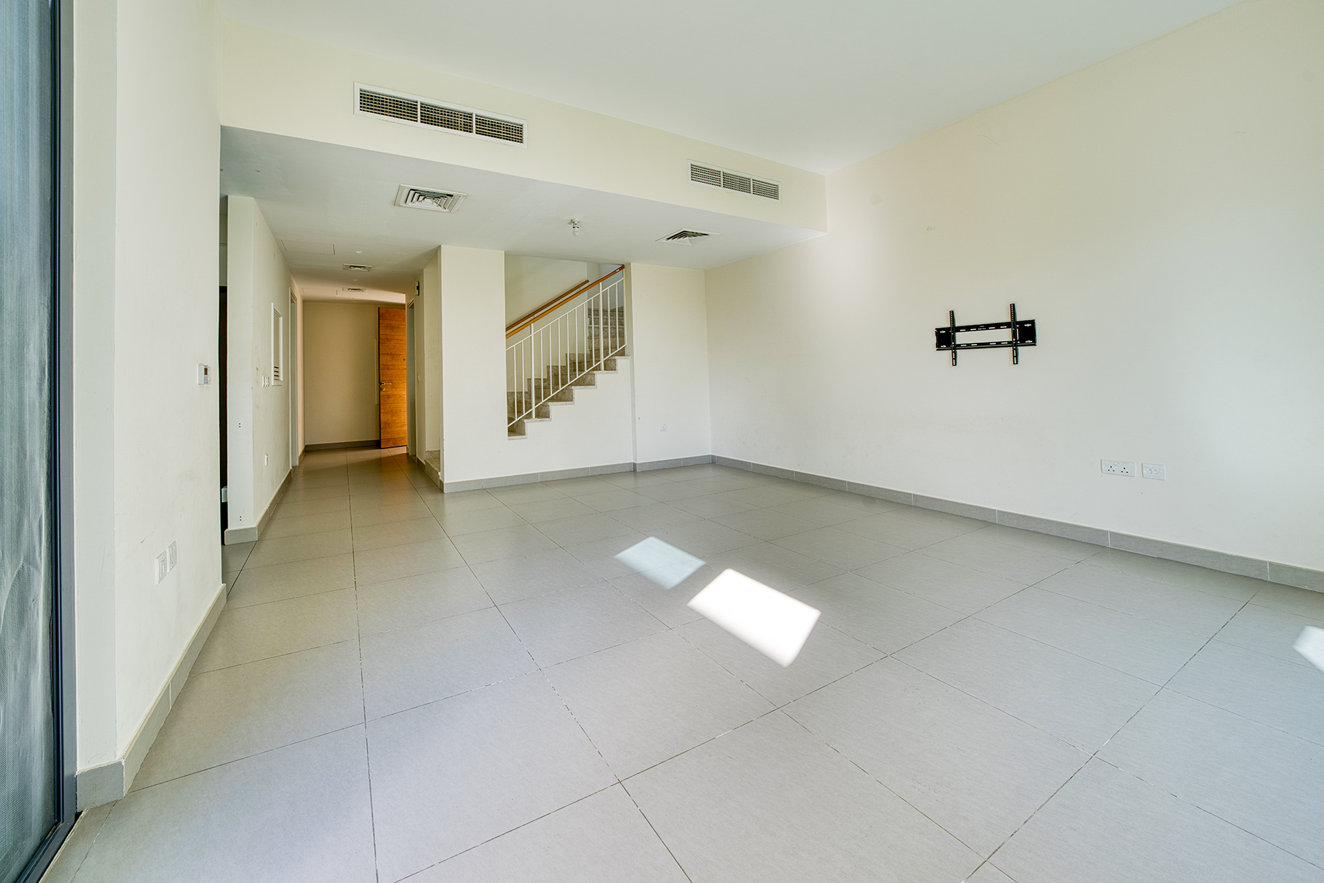 6fcebf3a-ed0f-4ce8-b44f-b33d98540f48-MAPLE-I-004