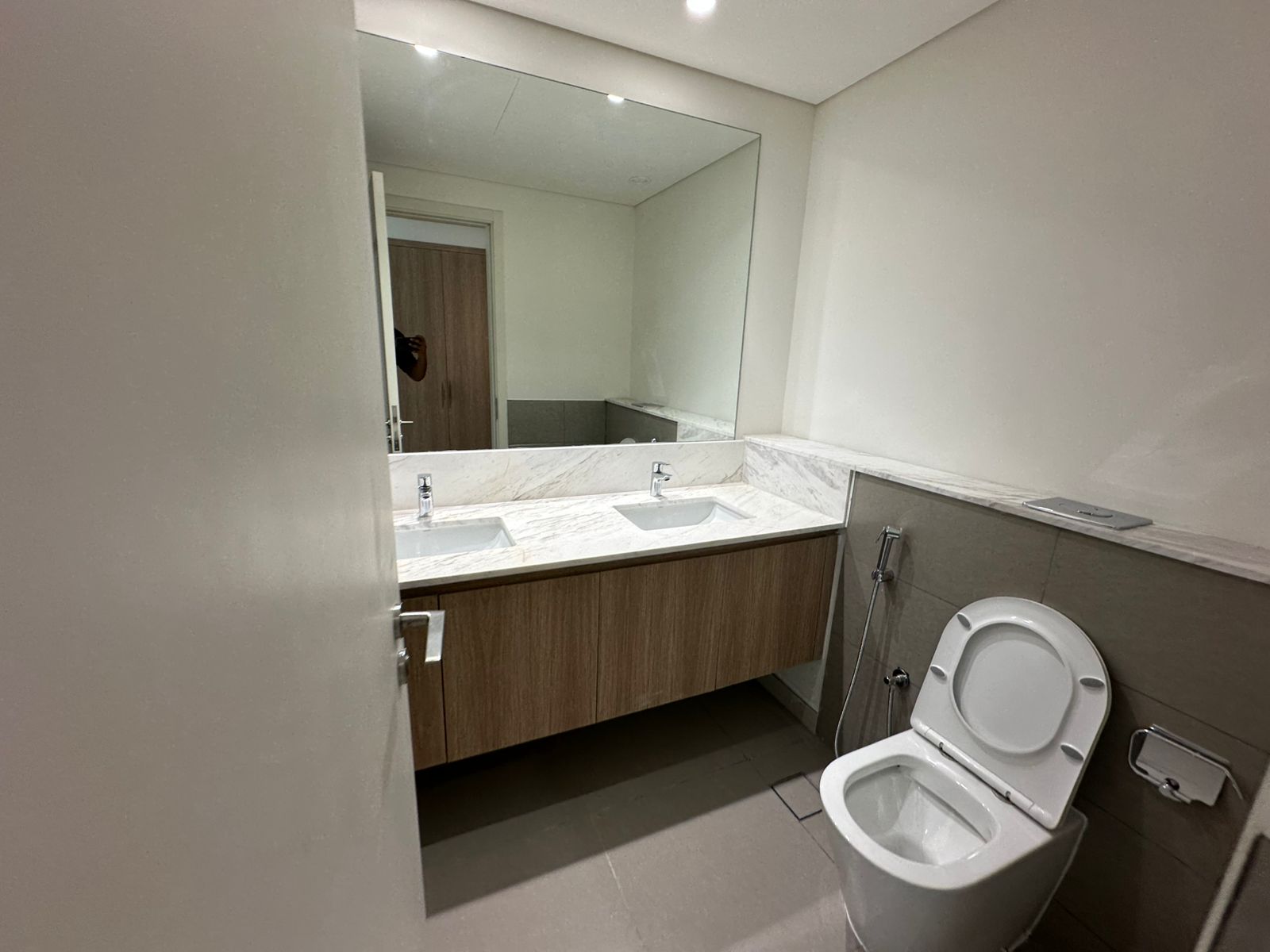 7c6fdf5b-4197-47a6-83f0-b5a8c5a9370f-WhatsApp-Image-2025-09-23-at-12.05.52-PM-3