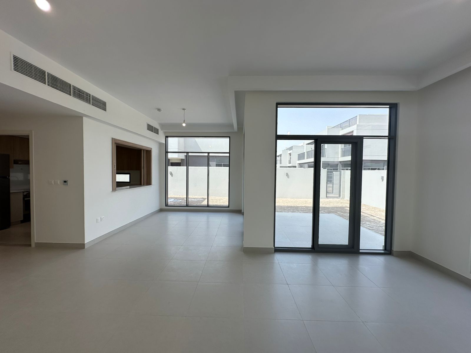 c4c3c37d-9029-4c75-8cc3-374c6911ad0a-WhatsApp-Image-2025-09-23-at-12.05.55-PM-2