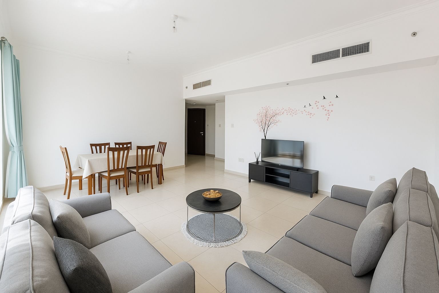 Stylish Furnished | Stunning Views | Ready To Move