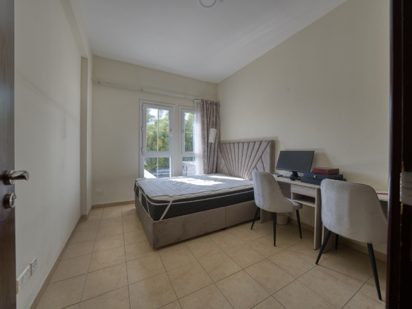 Spacious 3BR Villa | Private Garden | Vacant