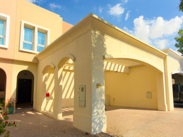 Spacious 3BR Villa | Private Garden | Vacant