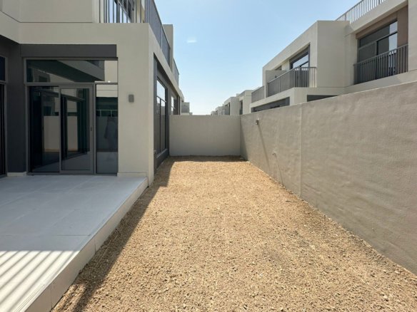 Brand New | Beachfront Living | 4Bed+Maid+Study