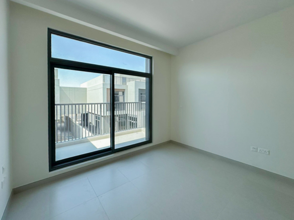 Vacant | Brand New Villa | Beachfront Community |