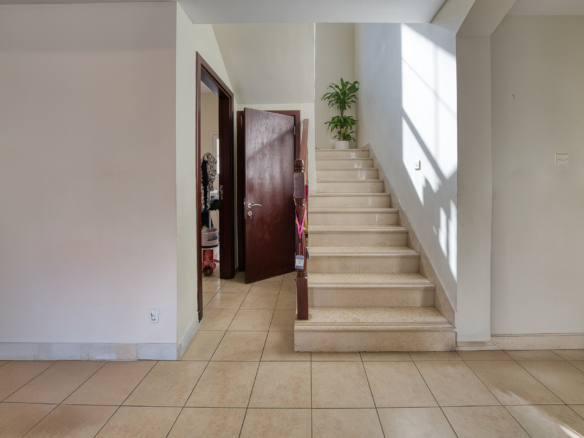 Spacious 3BR Villa | Private Garden | Vacant
