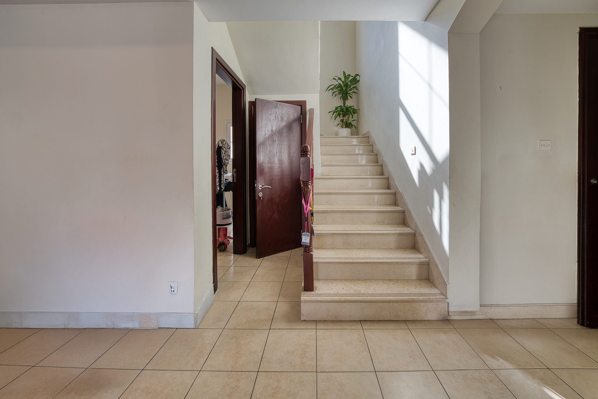 bc23dad1-01b5-476b-a5ae-239e35e9dc3f-Arabian-Ranches-040 Spacious 3BR Villa | Private Garden | Vacant