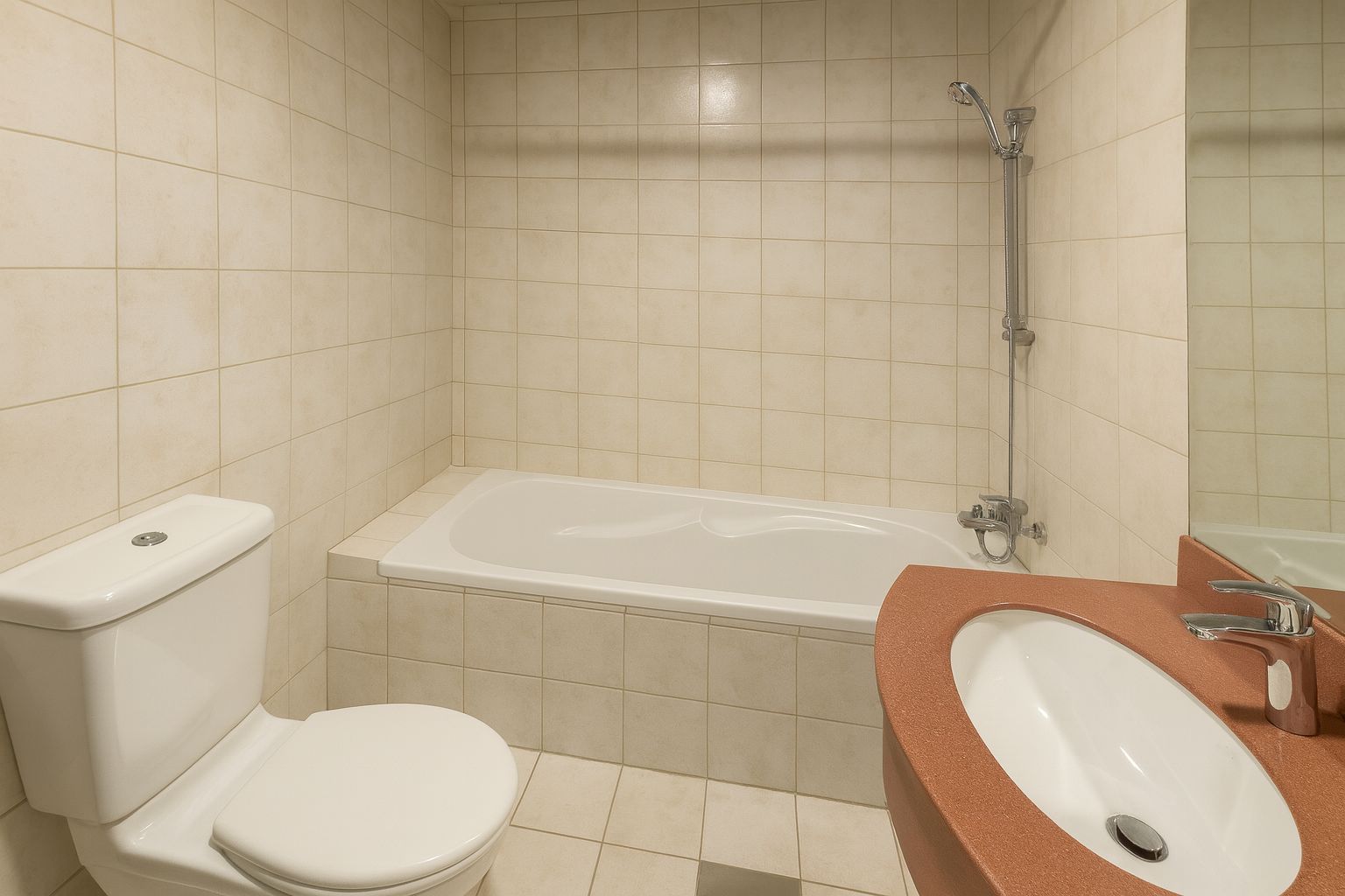 Stylish Furnished | Stunning Views | Ready To Move